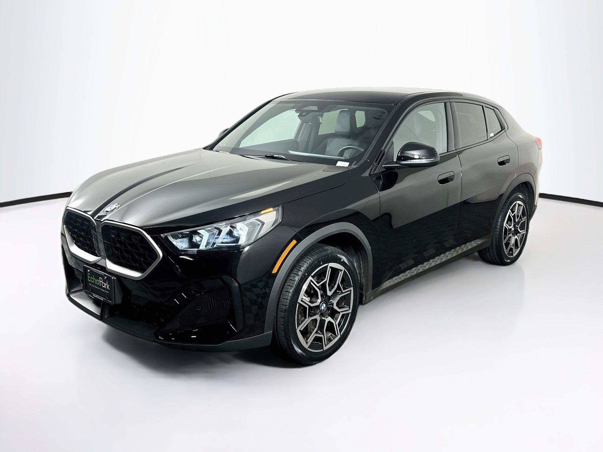 Used 2026 BMW X2 xDrive28i AWD/4WD image 3