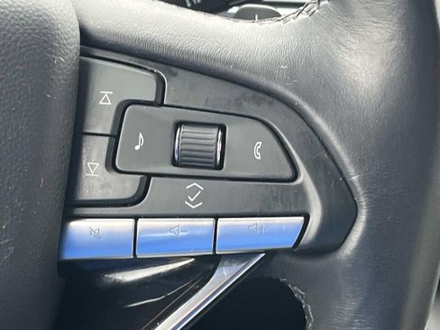 Certified 2023 Cadillac Escalade ESV Sport w/ Touring Package image 33