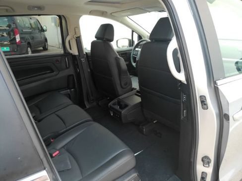 Used 2025 Honda Odyssey EX-L image 24