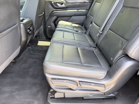 Used 2023 Chevrolet Suburban LT AWD/4WD image 13