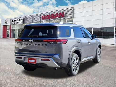 New 2025 Nissan Pathfinder SL w/ Black Appearance Package image 7