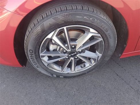 Certified 2023 Kia Forte LXS image 10