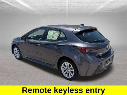 Used 2024 Toyota Corolla SE w/ SE Package FWD image 4