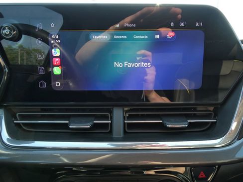 Certified 2024 Chevrolet Trax ACTIV w/ Driver Confidence Package image 29