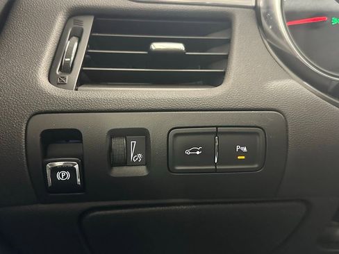 Used 2015 Chevrolet Impala LS w/ LS Convenience Package image 34