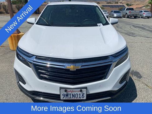 Used 2024 Chevrolet Equinox LT FWD image 2
