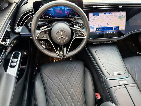 Used 2024 Mercedes-Benz E 350 4MATIC Sedan image 17