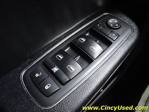 Used 2015 Chrysler 300 S AWD/4WD image 25