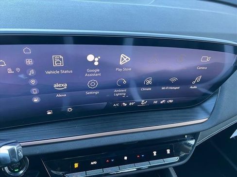 New 2025 Buick Envision Sport Touring image 9