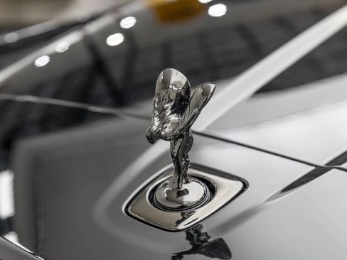 New 2026 Rolls-Royce Cullinan Black Badge image 43