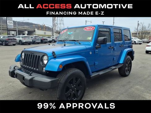 Used 2014 Jeep Wrangler Unlimited Sahara image 4