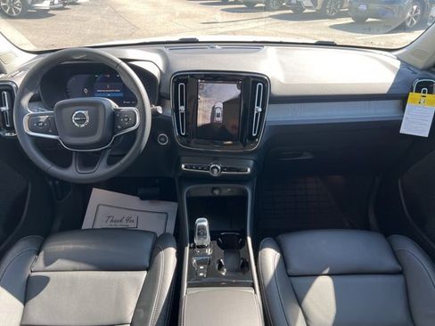 New 2026 Volvo XC40 B5 Plus w/ Protection Package Premier AWD/4WD image 19