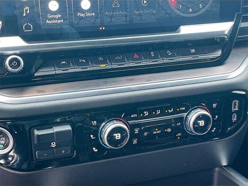 Used 2022 GMC Sierra 1500 SLT image 18