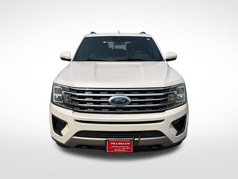 Used 2018 Ford Expedition XLT w/ Equipment Group 202A AWD/4WD image 11