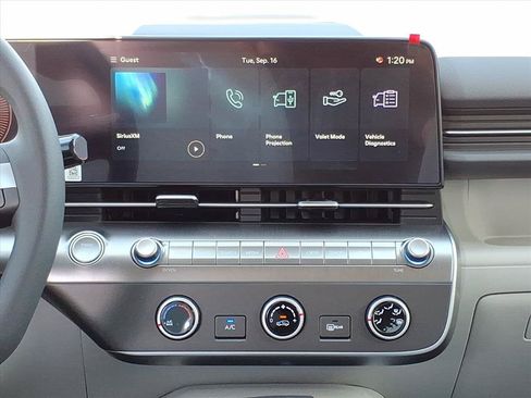 Used 2026 Hyundai Kona SE AWD/4WD image 9