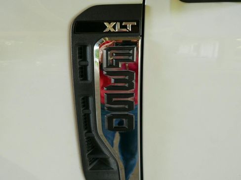Used 2024 Ford F350 XLT AWD/4WD image 21