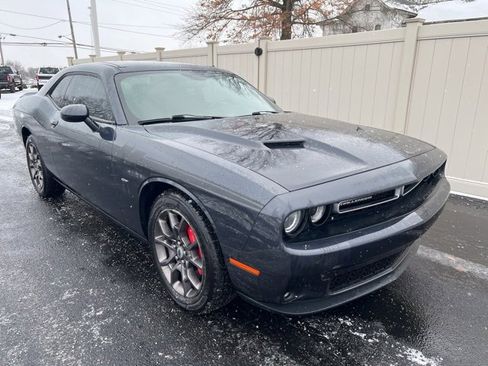 Used 2018 Dodge Challenger GT image 2
