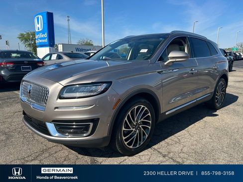 Used 2020 Lincoln Nautilus Reserve w/ Equipment Group 201A FWD image 4
