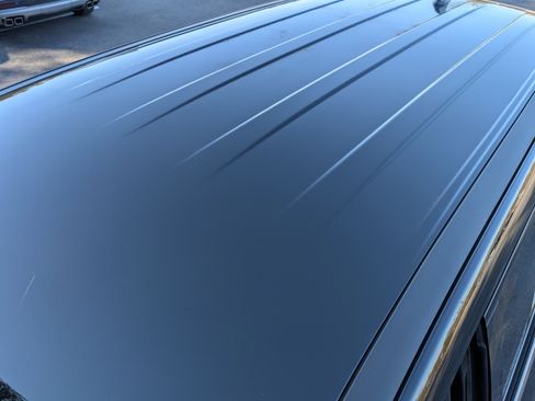 Used 2025 Nissan Pathfinder S image 14