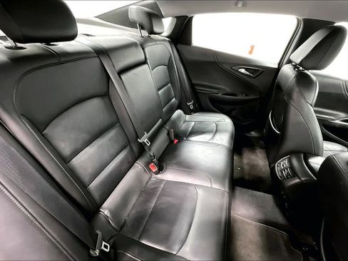 Used 2018 Chevrolet Malibu LT w/ Leather Package image 35