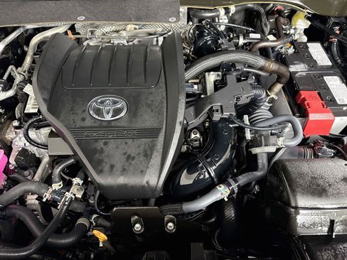 Certified 2026 Toyota Highlander XLE AWD/4WD image 45