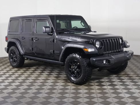 Used 2021 Jeep Wrangler Unlimited Sport AWD/4WD image 2