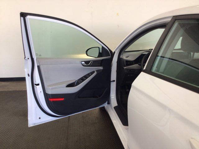 Used 2020 Hyundai Ioniq Blue FWD image 16