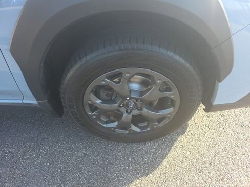 Used 2021 Subaru Crosstrek 2.5i Sport w/ Moonroof Package image 9