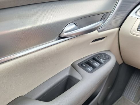 Certified 2023 Cadillac XT5 Premium Luxury FWD image 19