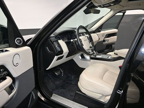 Used 2021 Land Rover Range Rover Westminster Edition image 13