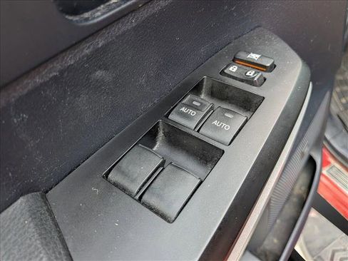 Used 2014 Toyota Tundra Platinum AWD/4WD image 11
