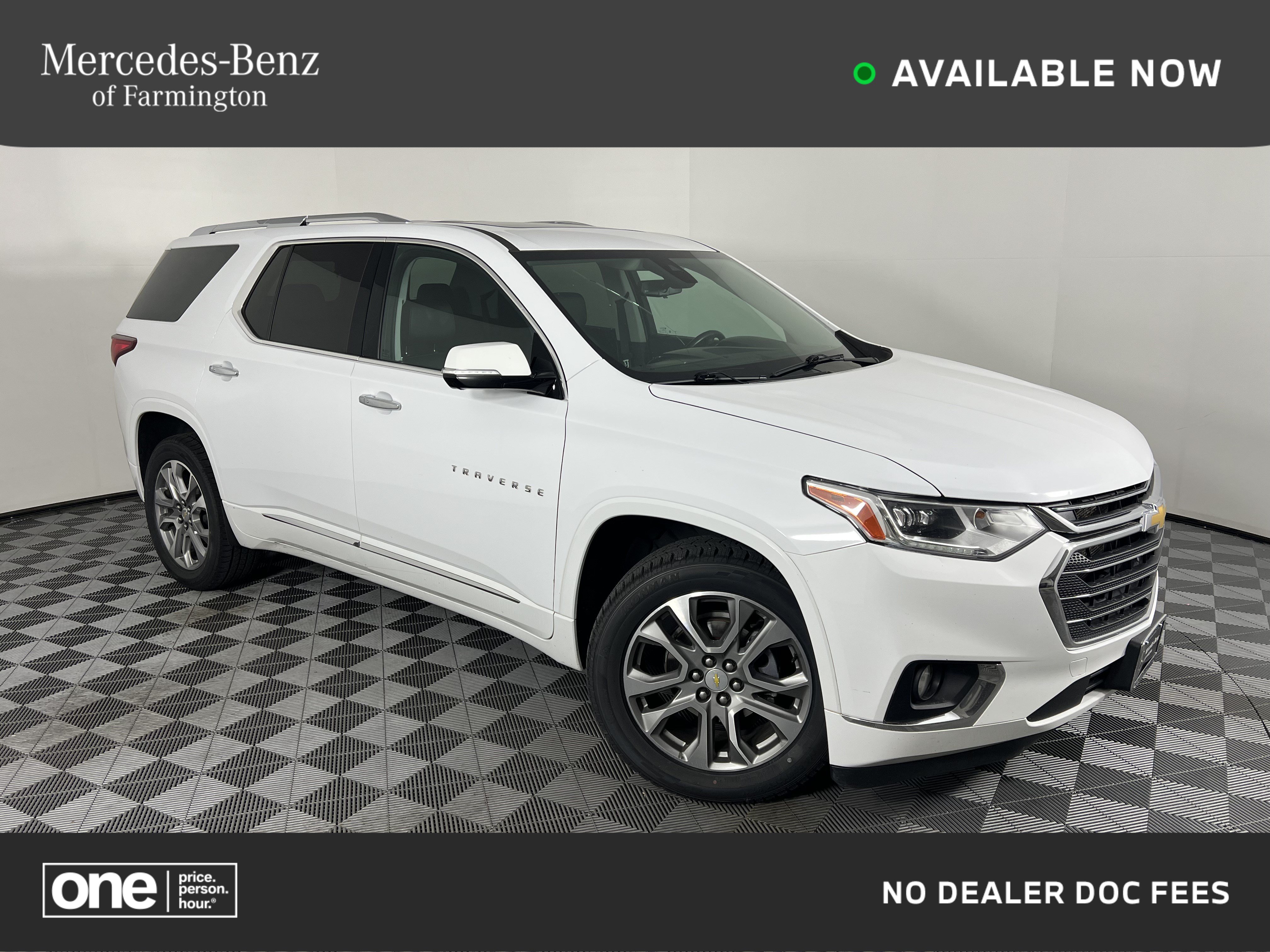 Used 2020 Chevrolet Traverse Premier w/ LPO, Floor Liner Package AWD/4WD image 1