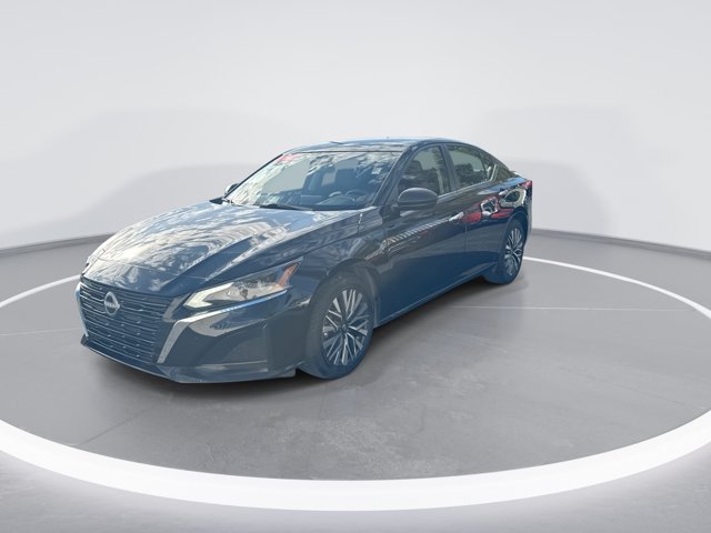 Certified 2024 Nissan Altima 2.5 SV FWD image 9