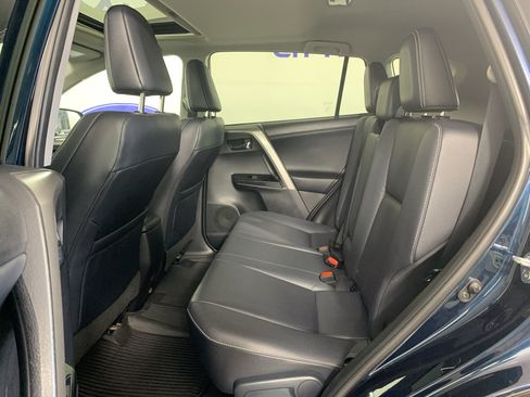 Used 2017 Toyota RAV4 Limited AWD/4WD image 32