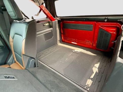 Used 2024 Ford Bronco Outer Banks AWD/4WD image 35