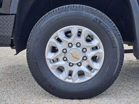 Certified 2023 Chevrolet Silverado 3500 LTZ w/ LTZ Convenience Package AWD/4WD image 13
