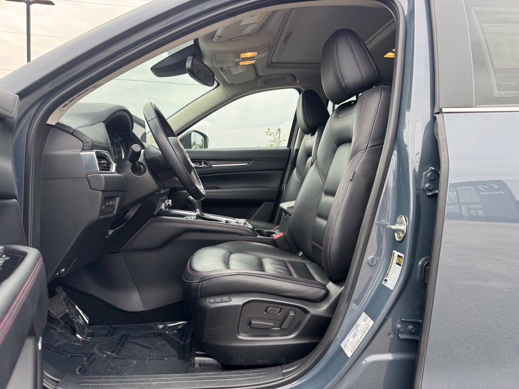 Certified 2025 MAZDA CX-5 Carbon Edition AWD/4WD image 6