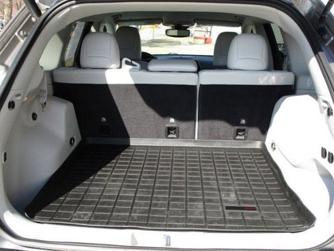 Used 2020 Jeep Cherokee Limited w/ Technology Group image 8