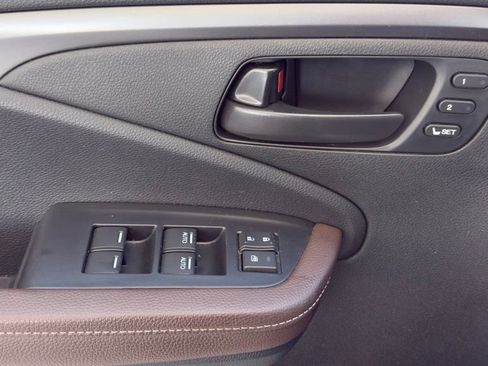Used 2025 Honda Passport EX-L image 31