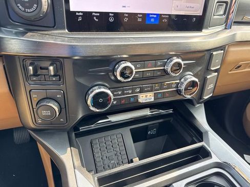 New 2025 Ford F350 Lariat w/ Lariat Ultimate Package image 13