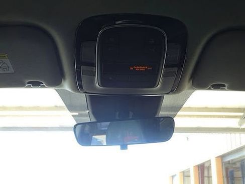 Used 2021 Hyundai Santa Fe SEL image 27