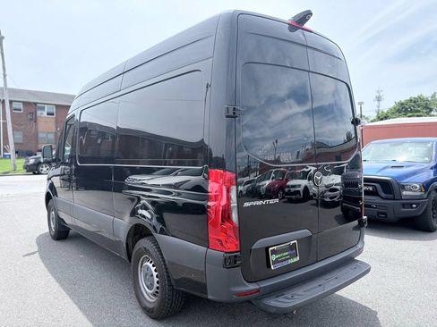 Used 2019 Mercedes-Benz Sprinter 1500 image 10