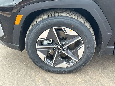 New 2026 Hyundai Tucson SEL FWD image 12
