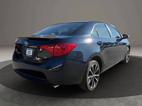 Used 2017 Toyota Corolla SE image 3