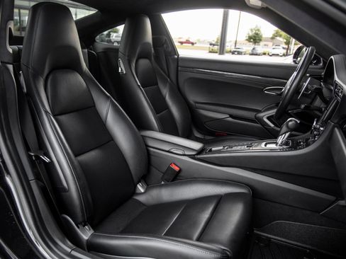 Certified 2015 Porsche 911 Turbo S AWD/4WD image 34