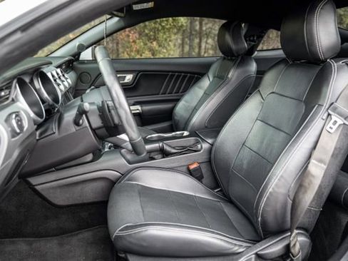 Used 2018 Ford Mustang Premium RWD image 23