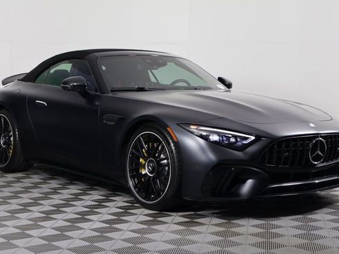 Certified 2025 Mercedes-Benz SL 63 AMG 4MATIC image 3