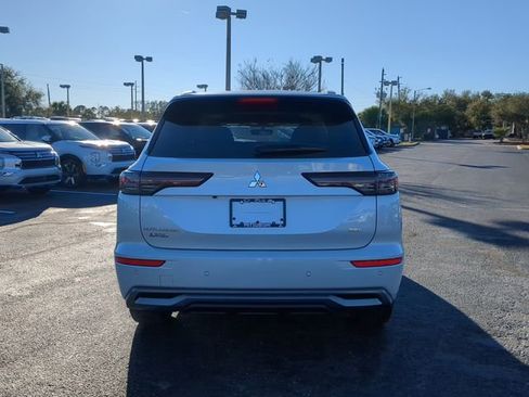 New 2026 Mitsubishi Outlander SEL FWD image 7