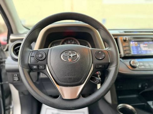 Used 2013 Toyota RAV4 XLE image 43