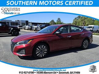 Used 2025 Nissan Altima 2.5 SV FWD video 1